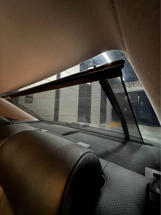 2006 Lexus LS 3rd Gen - Image 14 of 17