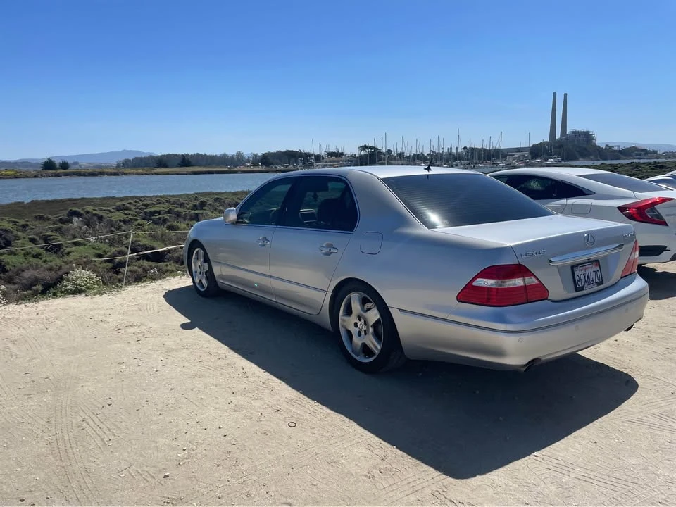 2006 Lexus LS 3rd Gen - Image 2 of 5