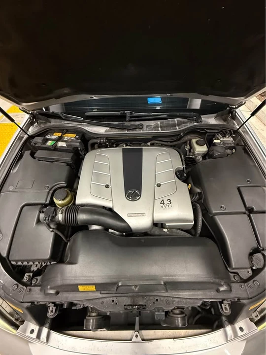 2006 Lexus LS 3rd Gen - Image 17 of 17