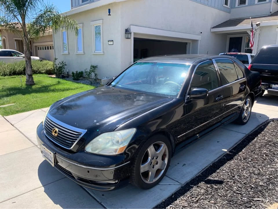 2006 Lexus LS 3rd Gen - Image 2 of 10