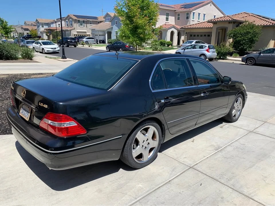 2006 Lexus LS 3rd Gen - Image 4 of 10