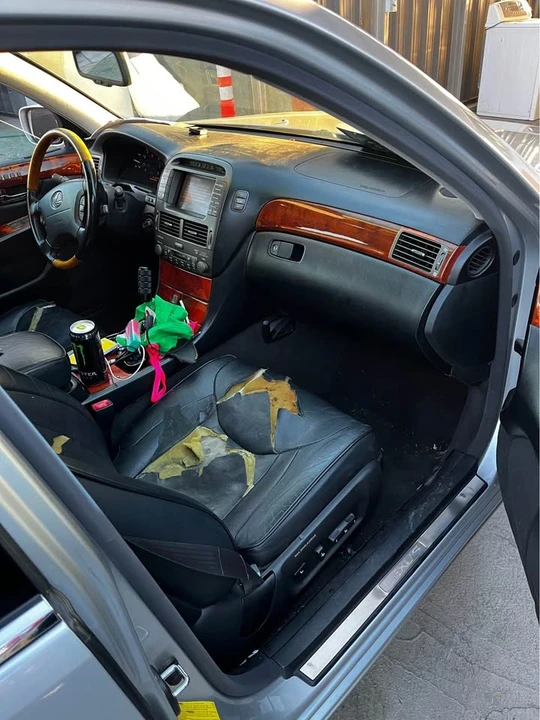 2006 Lexus LS 4th Gen - Image 2 of 16