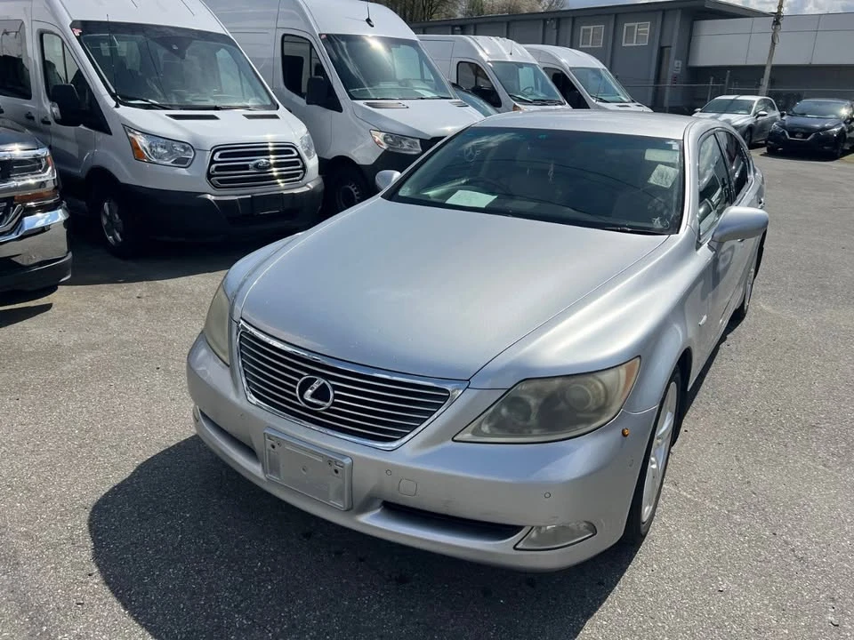 2006 Lexus LS 3rd Gen - Image 2 of 19