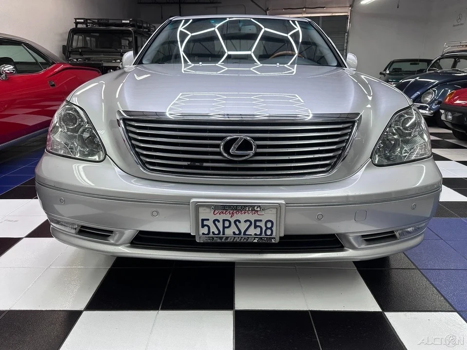 2006 Lexus LS 3rd Gen - Image 4 of 21
