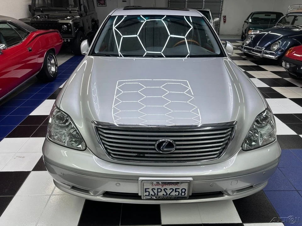 2006 Lexus LS 3rd Gen - Image 3 of 21