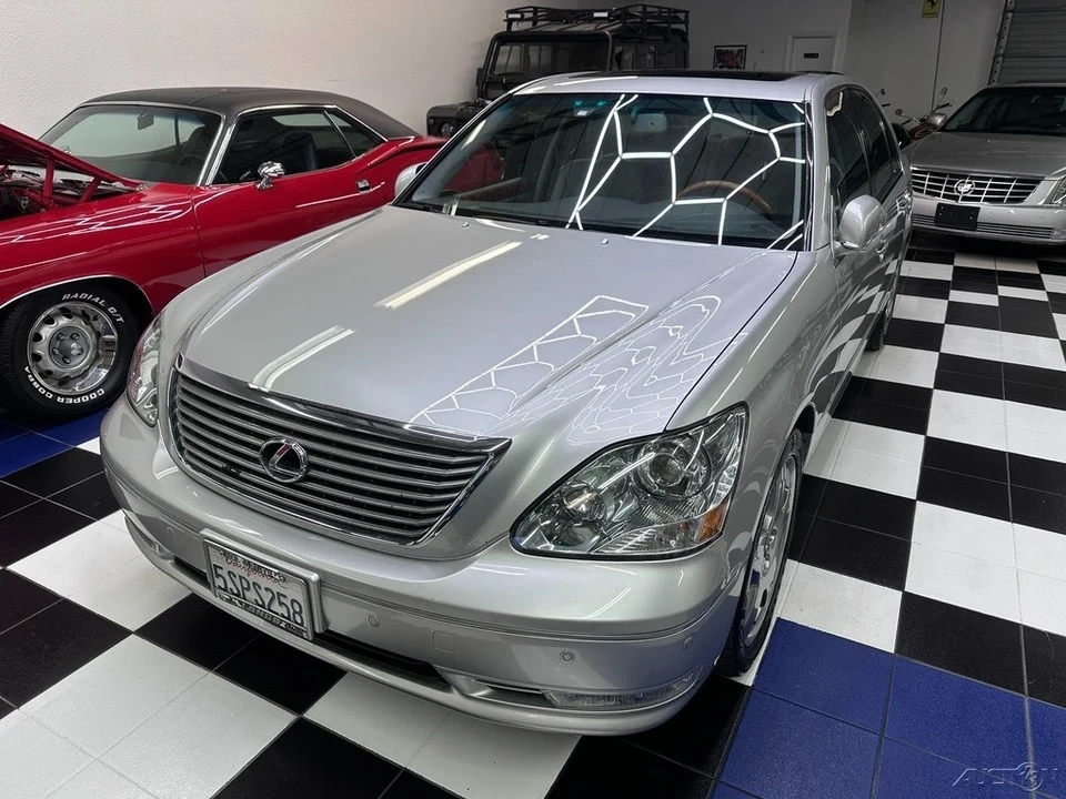 2006 Lexus LS 3rd Gen - Image 5 of 21