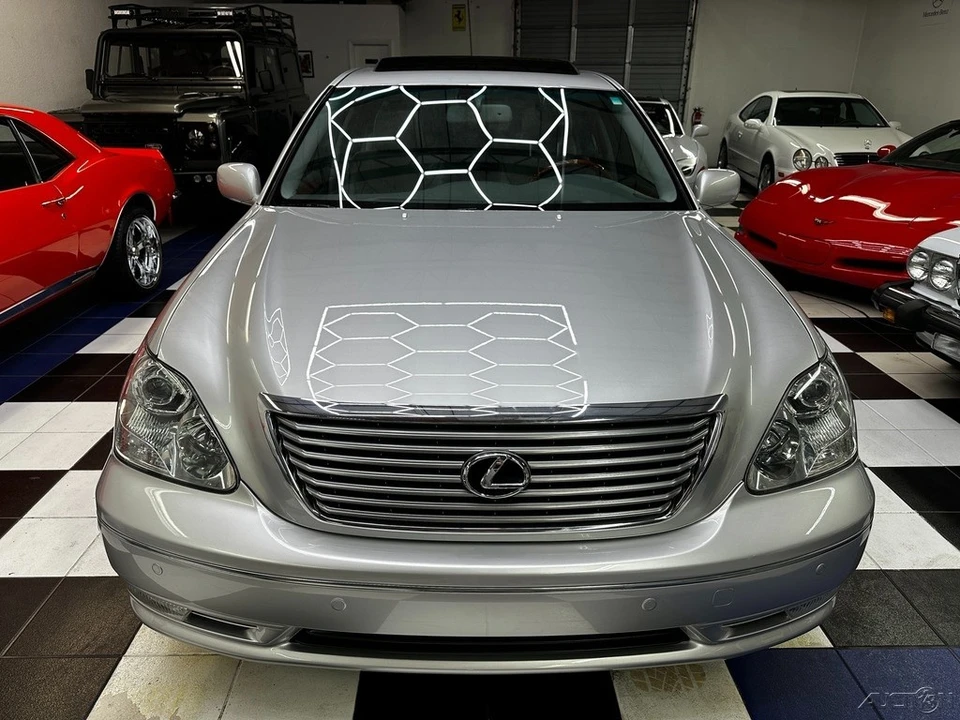 2006 Lexus LS 3rd Gen - Image 5 of 21