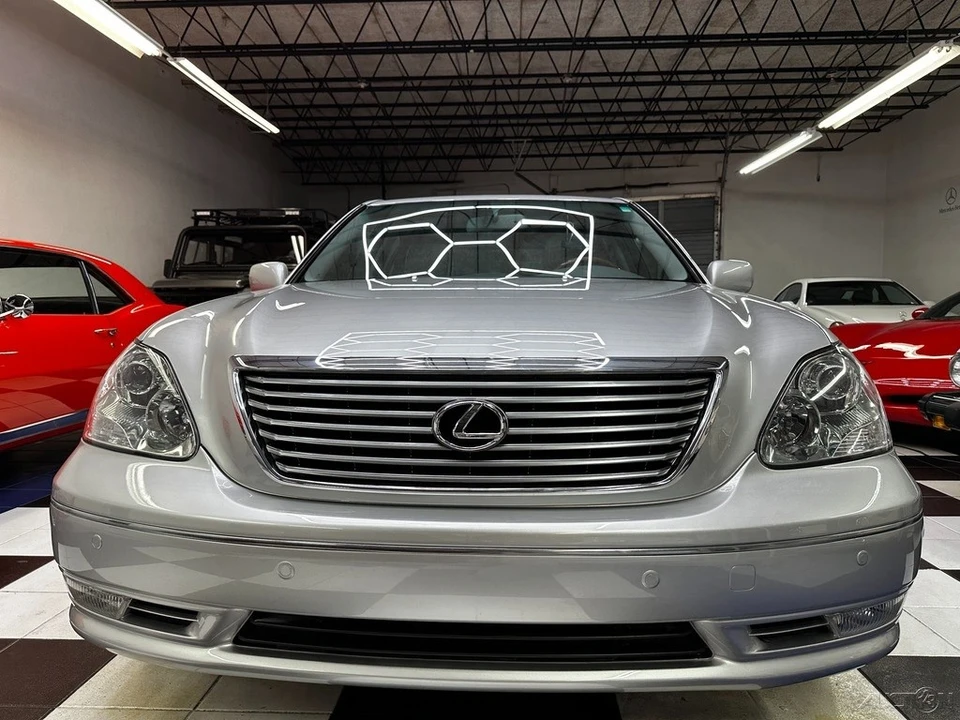 2006 Lexus LS 3rd Gen - Image 6 of 21