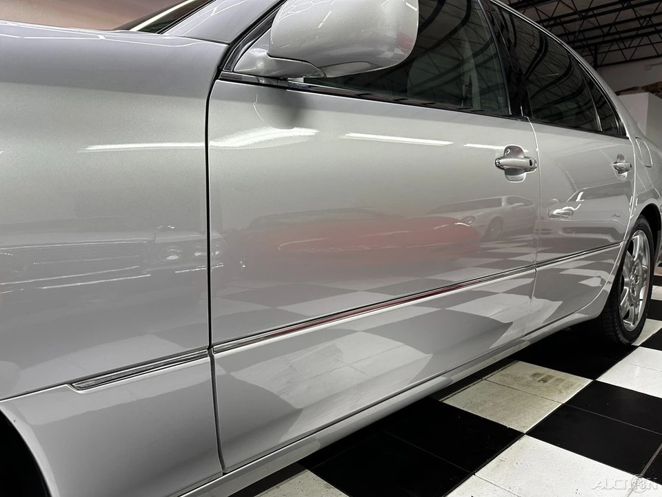 2006 Lexus LS 3rd Gen - Image 12 of 21
