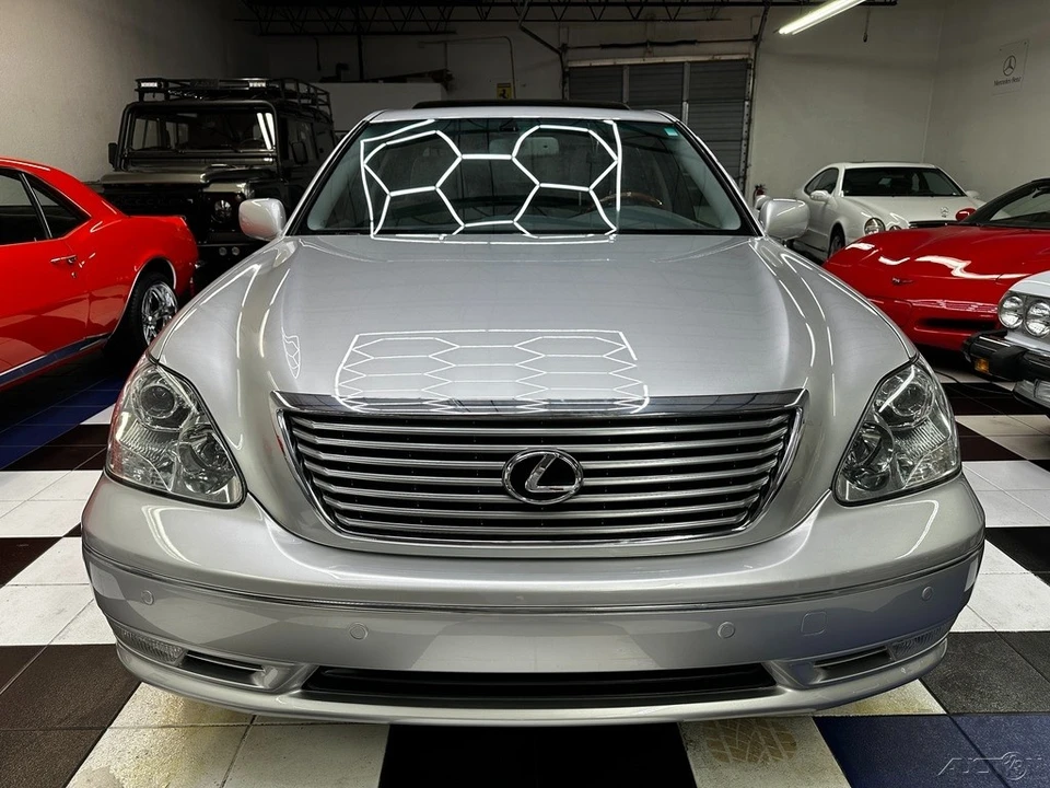 2006 Lexus LS 3rd Gen - Image 4 of 21
