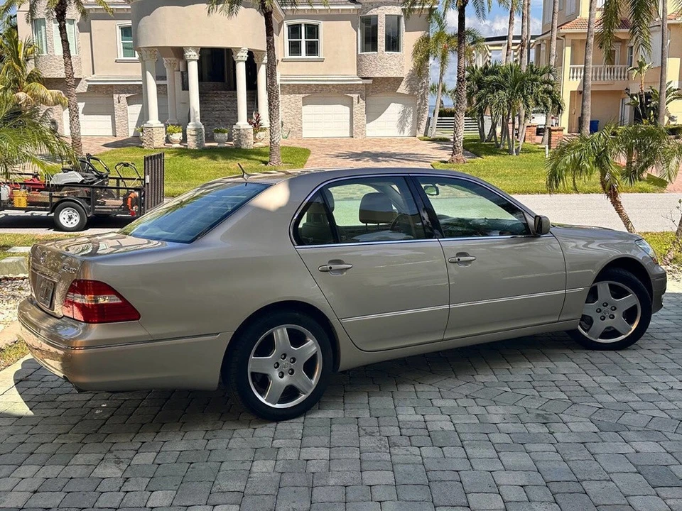 2006 Lexus LS 3rd Gen - Image 8 of 24