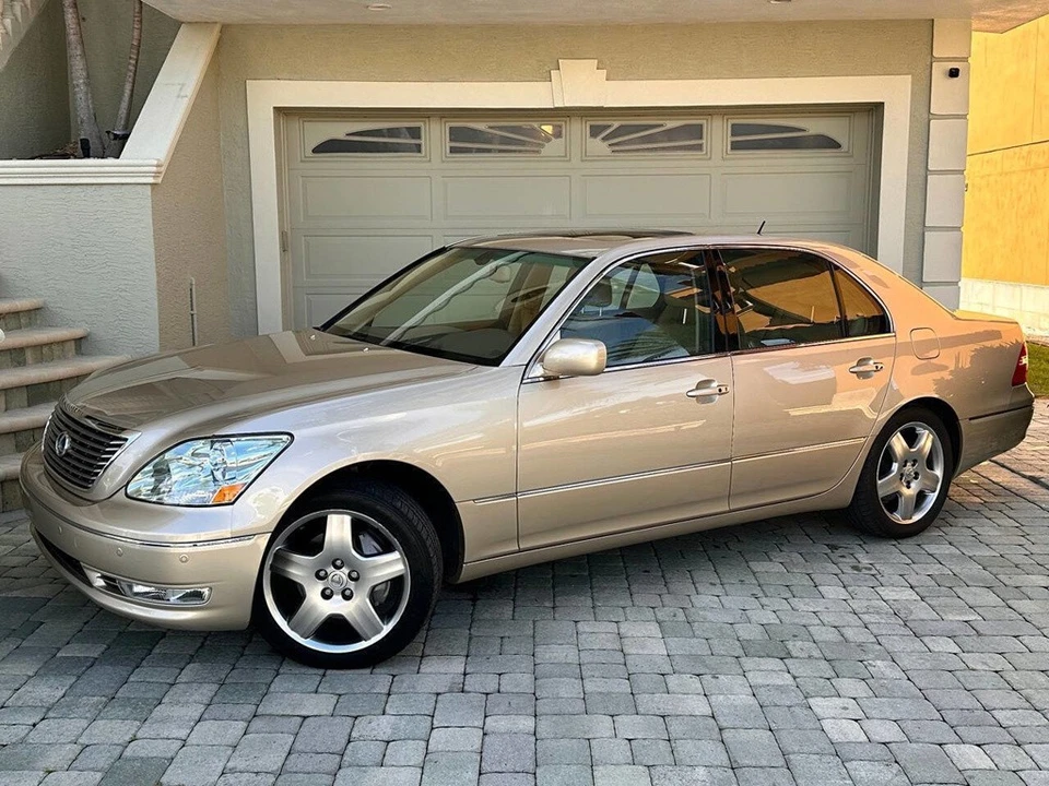 2006 Lexus LS 3rd Gen - Image 4 of 24