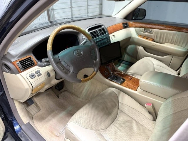 2006 Lexus LS 3rd Gen - Image 15 of 21