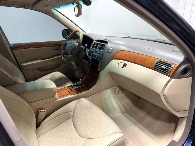 2006 Lexus LS 3rd Gen - Image 20 of 21