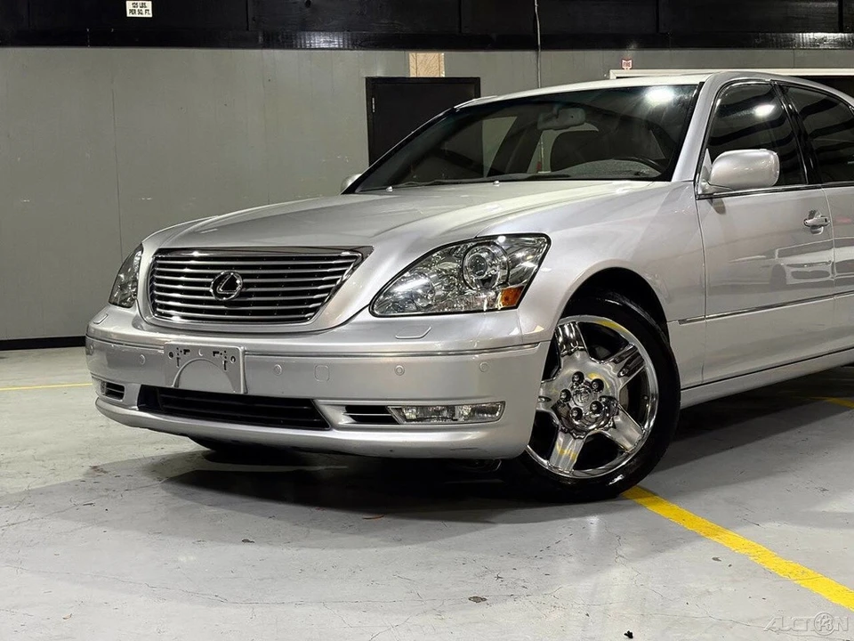 2006 Lexus LS 3rd Gen - Image 4 of 24