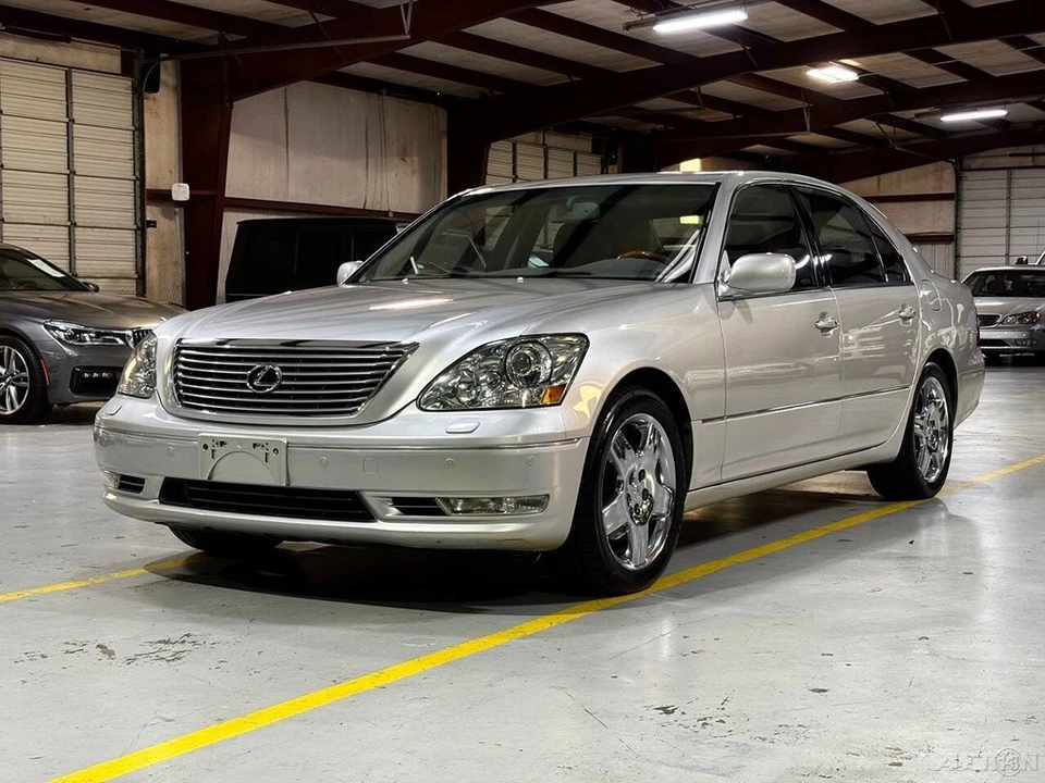 2006 Lexus LS 3rd Gen - Image 24 of 24