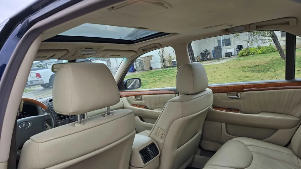 2006 Lexus LS 3rd Gen - Image 5 of 14