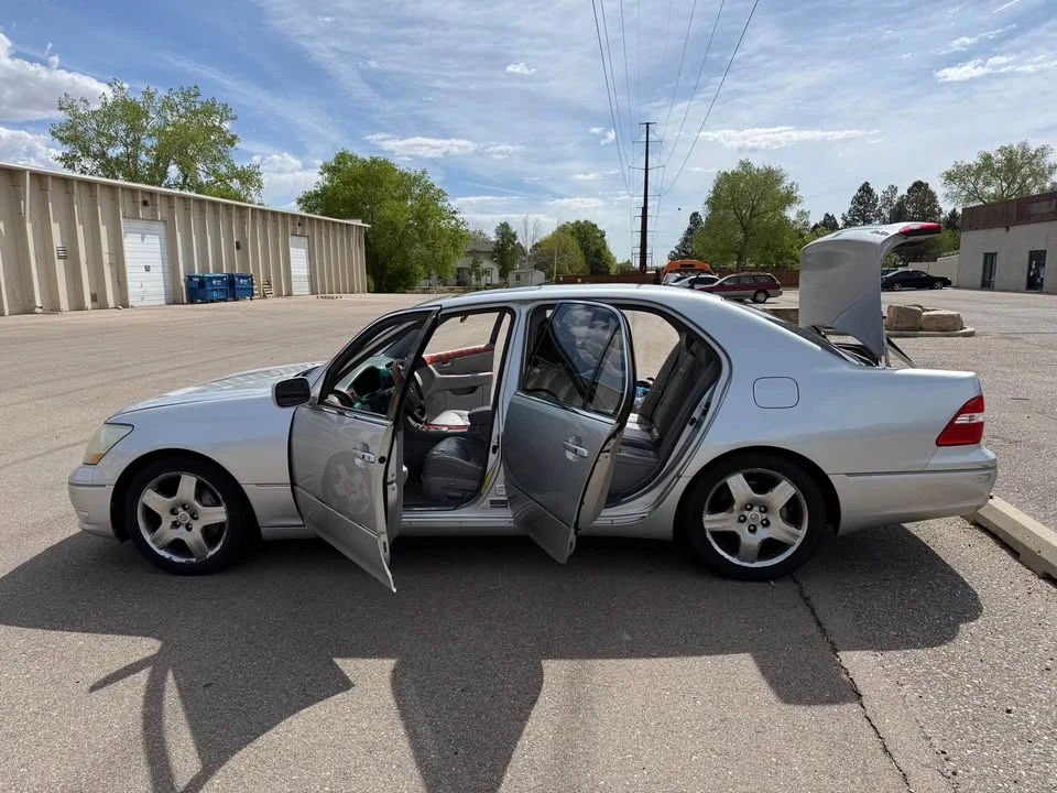 2006 Lexus LS 3rd Gen - Image 12 of 12