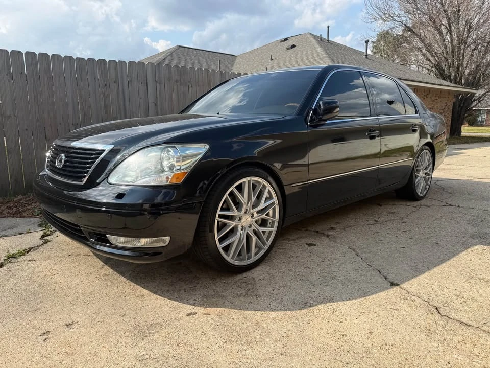 2006 Lexus LS 3rd Gen - Image 4 of 5