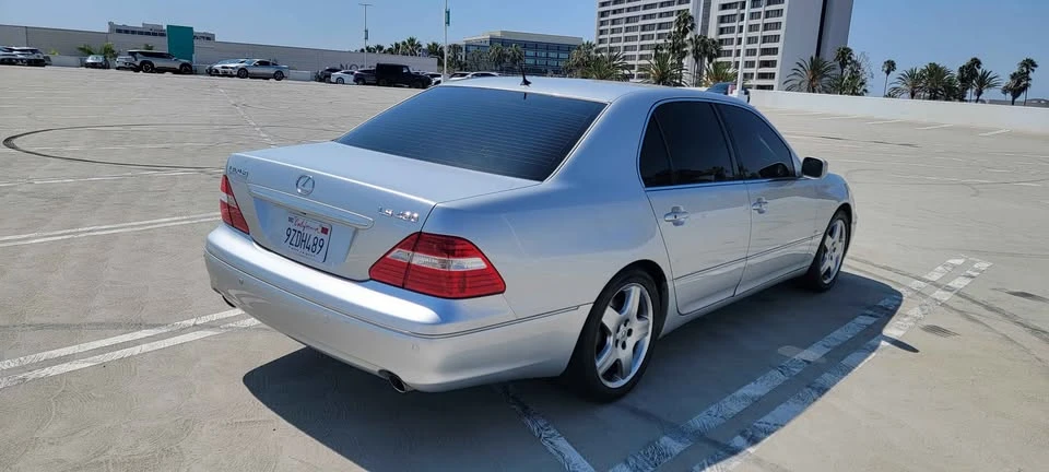 2006 Lexus LS 3rd Gen - Image 6 of 14