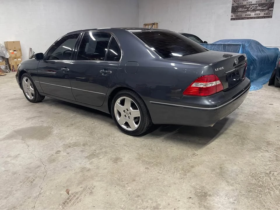 2006 Lexus LS 3rd Gen - Image 3 of 15