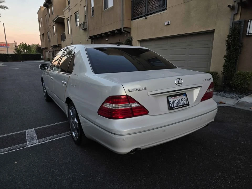 2006 Lexus LS 3rd Gen - Image 7 of 13