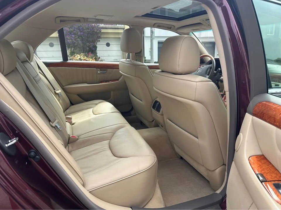 2006 Lexus LS 3rd Gen - Image 18 of 20