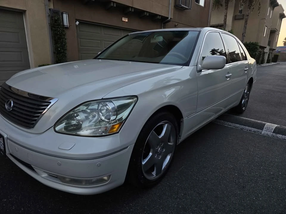 2006 Lexus LS 3rd Gen - Image 5 of 13