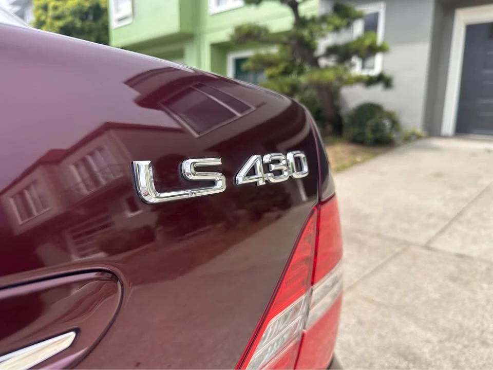 2006 Lexus LS 3rd Gen - Image 9 of 20