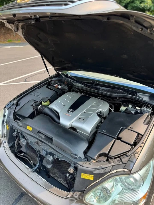 2006 Lexus LS 3rd Gen - Image 18 of 20
