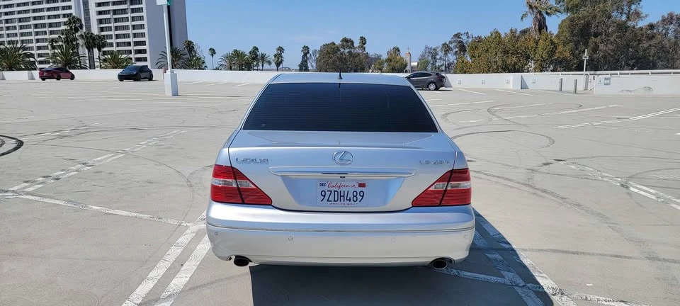 2006 Lexus LS 3rd Gen - Image 8 of 14