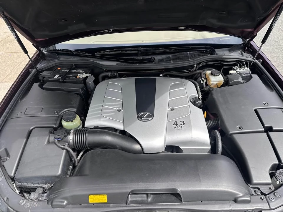 2006 Lexus LS 3rd Gen - Image 19 of 20