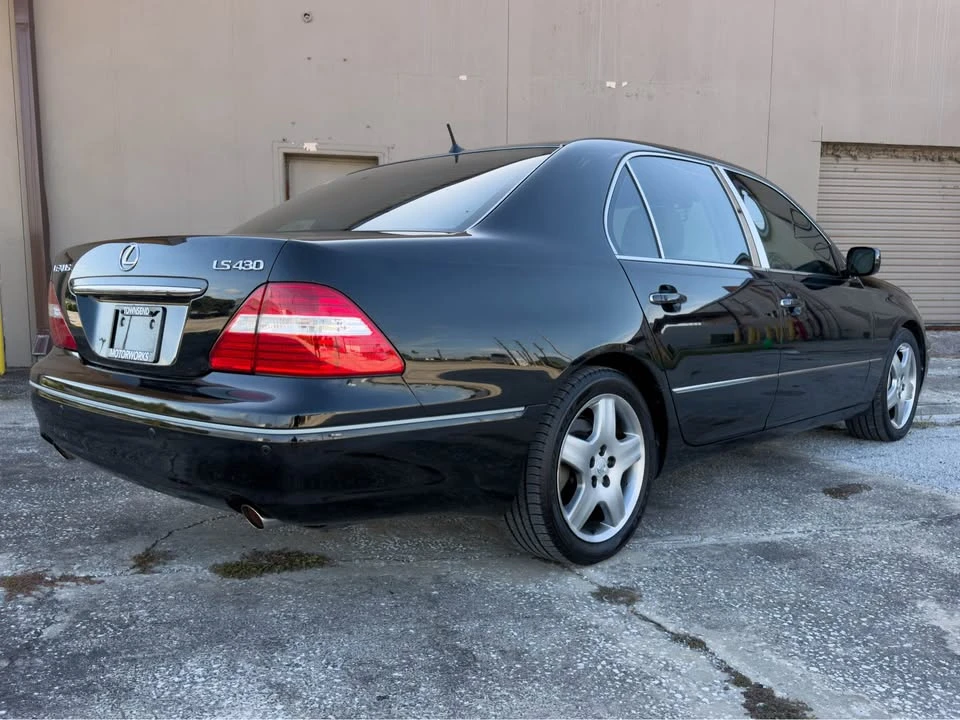 2006 Lexus LS 3rd Gen - Image 3 of 19