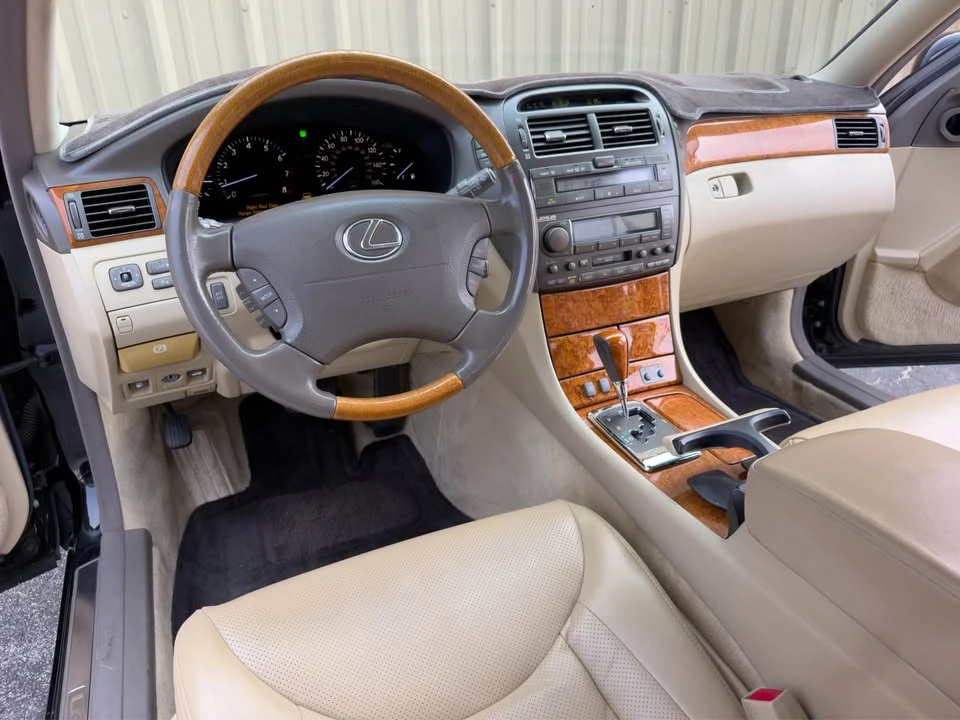 2006 Lexus LS 3rd Gen - Image 8 of 19