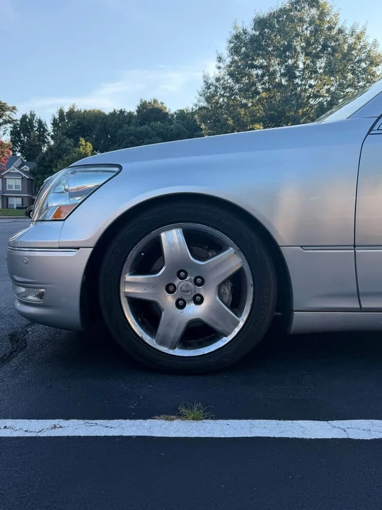 2006 Lexus LS 3rd Gen - Image 6 of 6