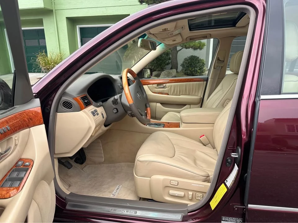 2006 Lexus LS 3rd Gen - Image 13 of 20