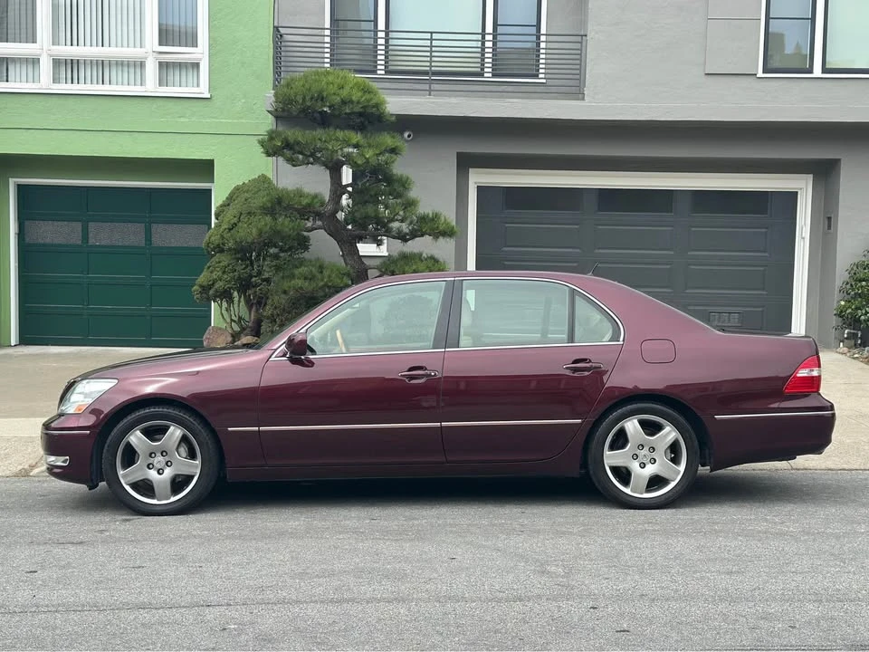 2006 Lexus LS 3rd Gen - Image 2 of 20