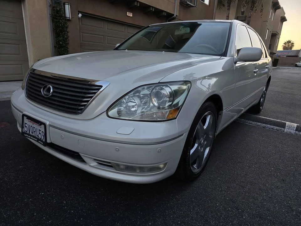 2006 Lexus LS 3rd Gen - Image 11 of 13
