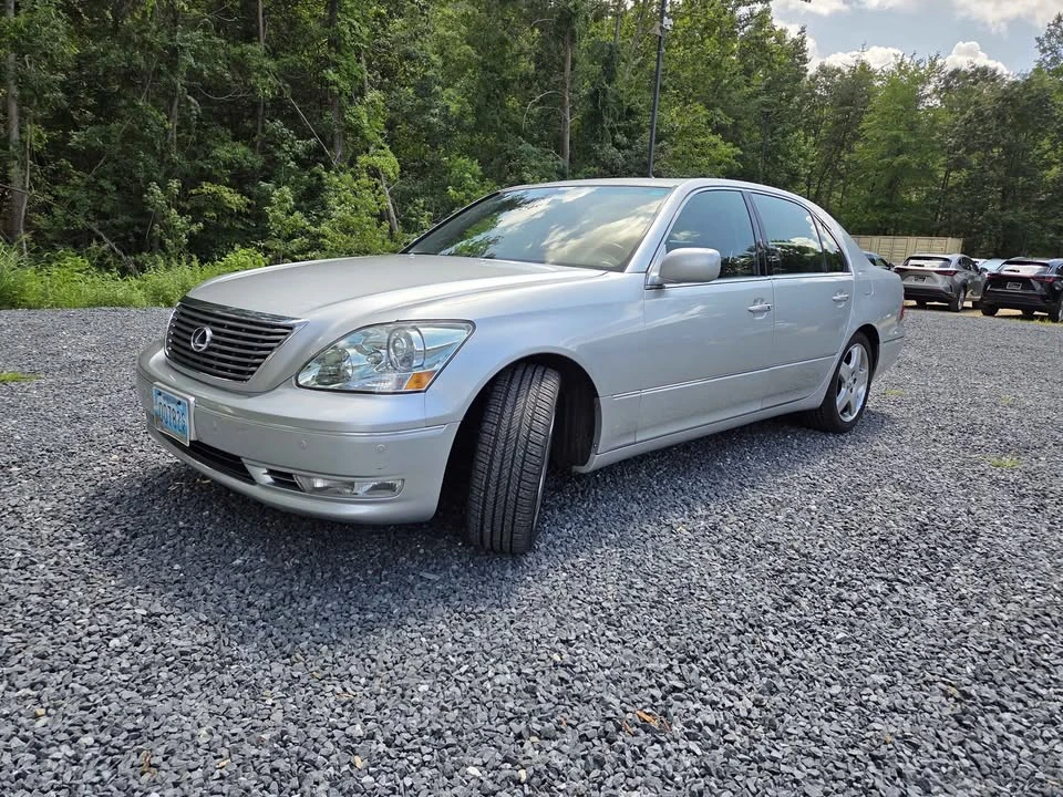 2006 Lexus LS 3rd Gen - Image 7 of 16