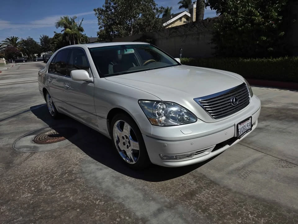 2006 Lexus LS 3rd Gen - Image 7 of 15