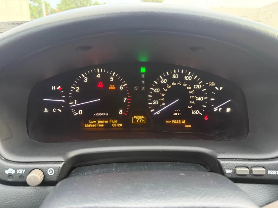 2006 Lexus LS 3rd Gen - Image 17 of 17