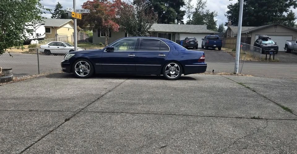 2006 Lexus LS 3rd Gen - Image 3 of 4