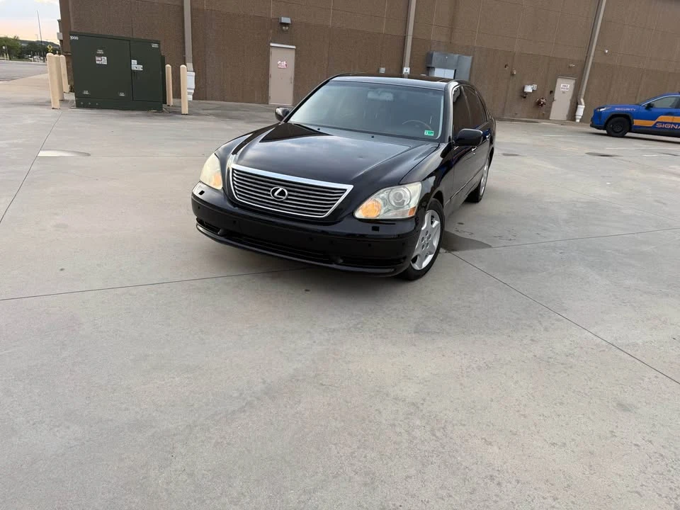 2006 Lexus LS 3rd Gen - Image 2 of 17