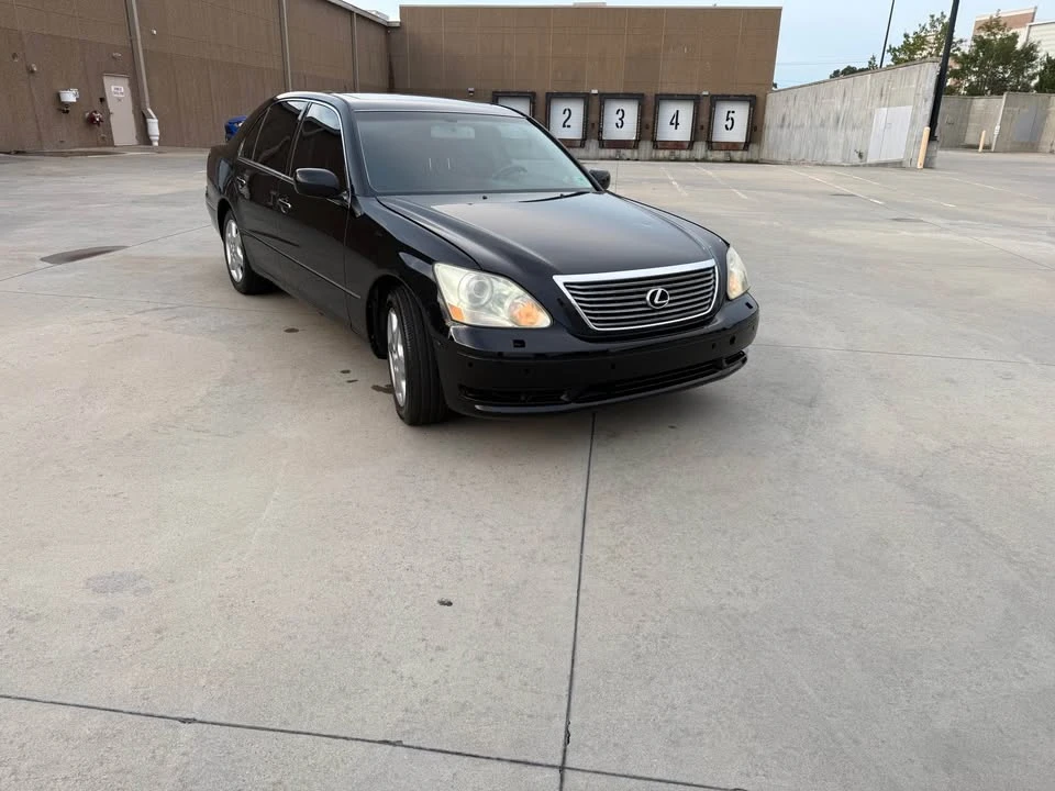 2006 Lexus LS 3rd Gen - Image 3 of 17