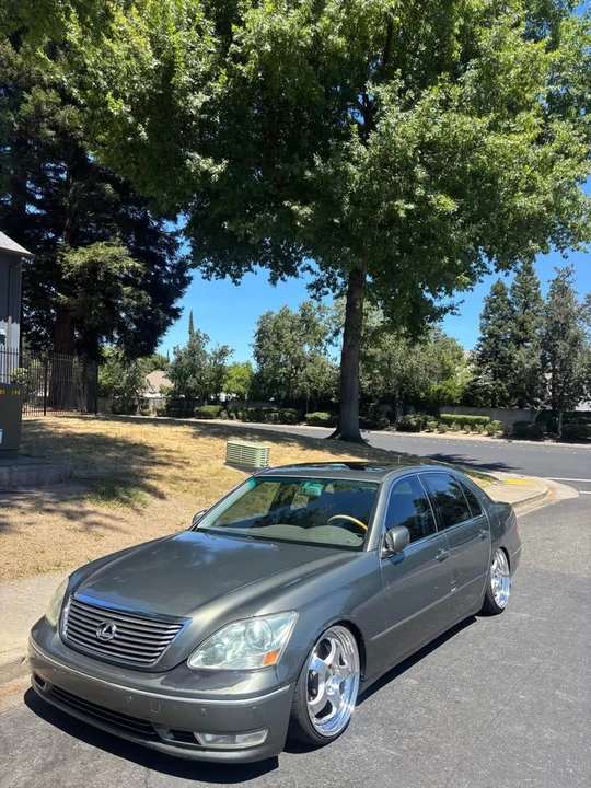 2006 Lexus LS 3rd Gen - Image 10 of 10