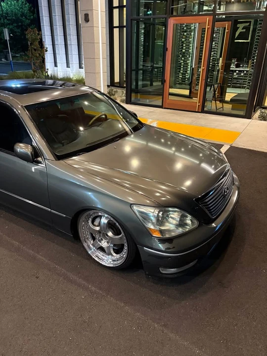 2006 Lexus LS 3rd Gen - Image 8 of 10