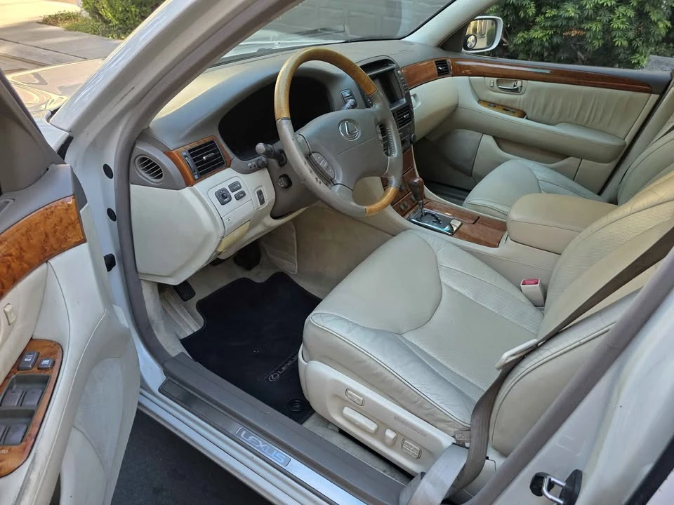 2006 Lexus LS 3rd Gen - Image 15 of 15
