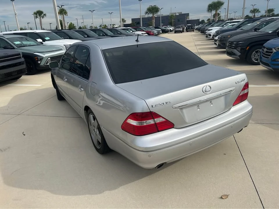 2006 Lexus LS 3rd Gen - Image 5 of 5