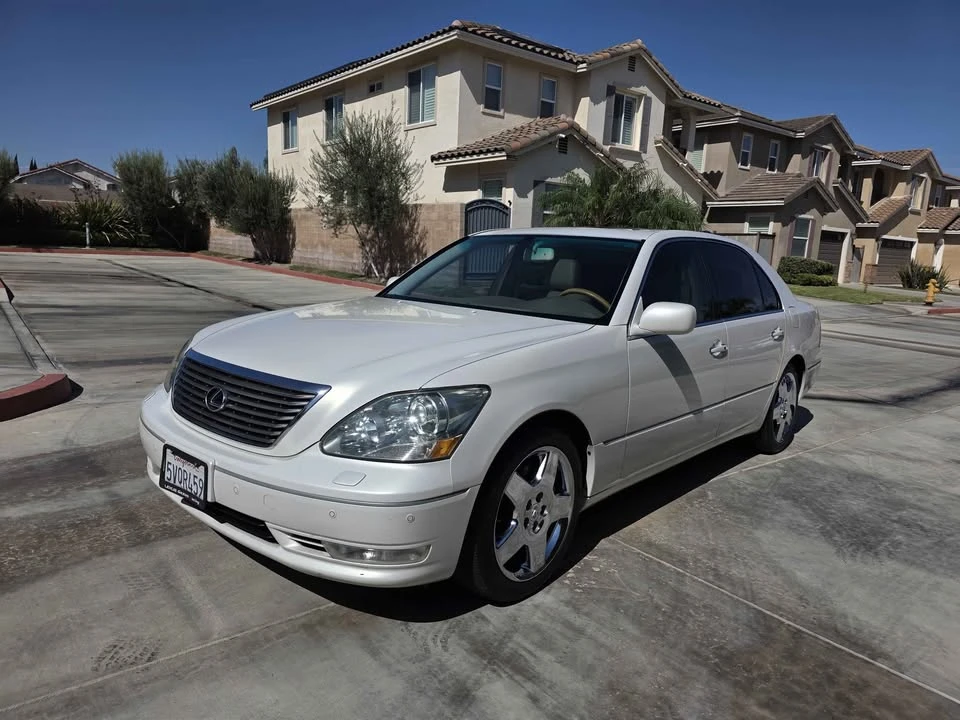 2006 Lexus LS 3rd Gen - Image 3 of 15