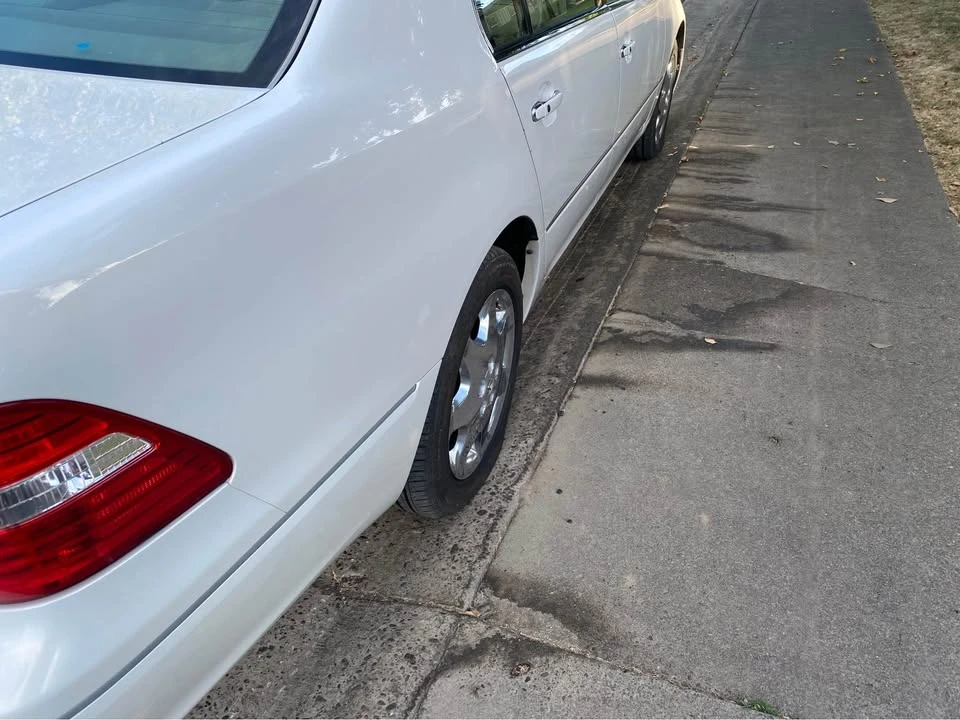 2006 Lexus LS 3rd Gen - Image 4 of 14